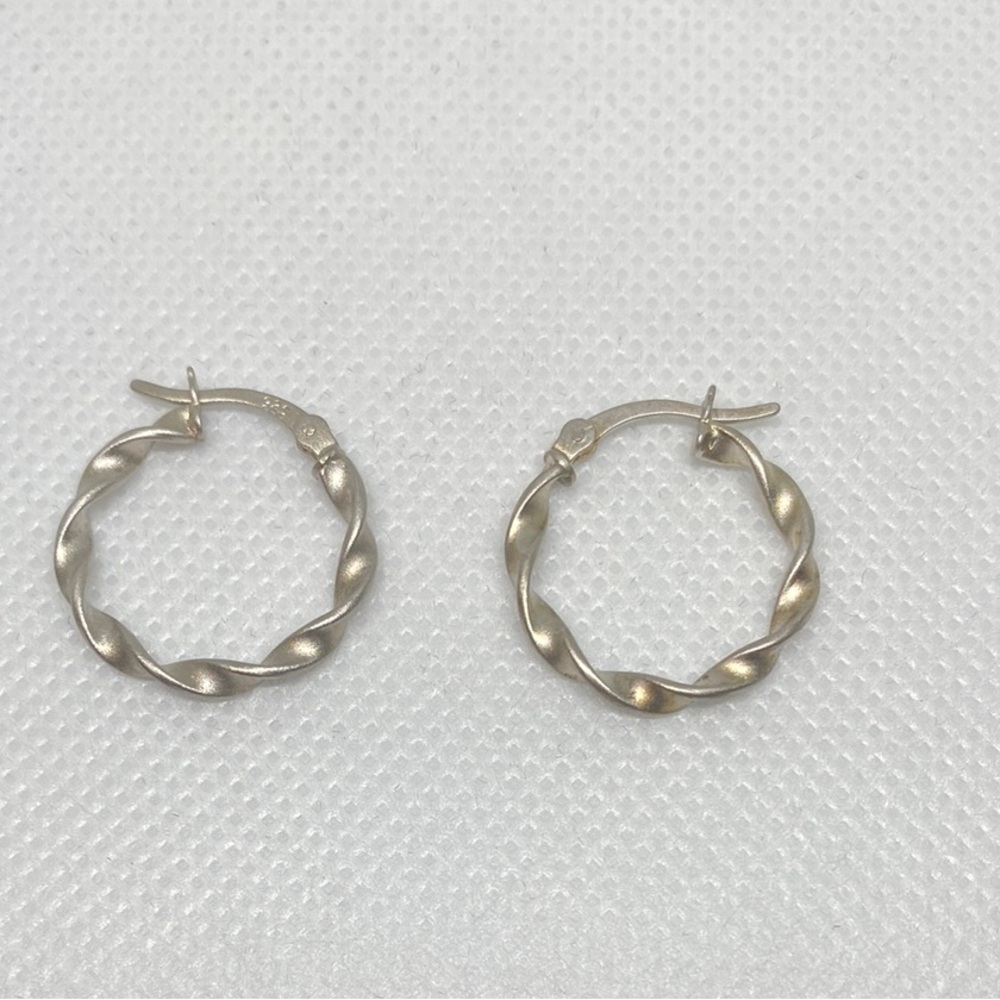 Elegant Twisted Hoop Earrings in Sterling Silver